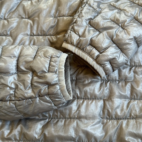 Patagonia Women's Micro Puff Jacket size M - Picture 8 of 10